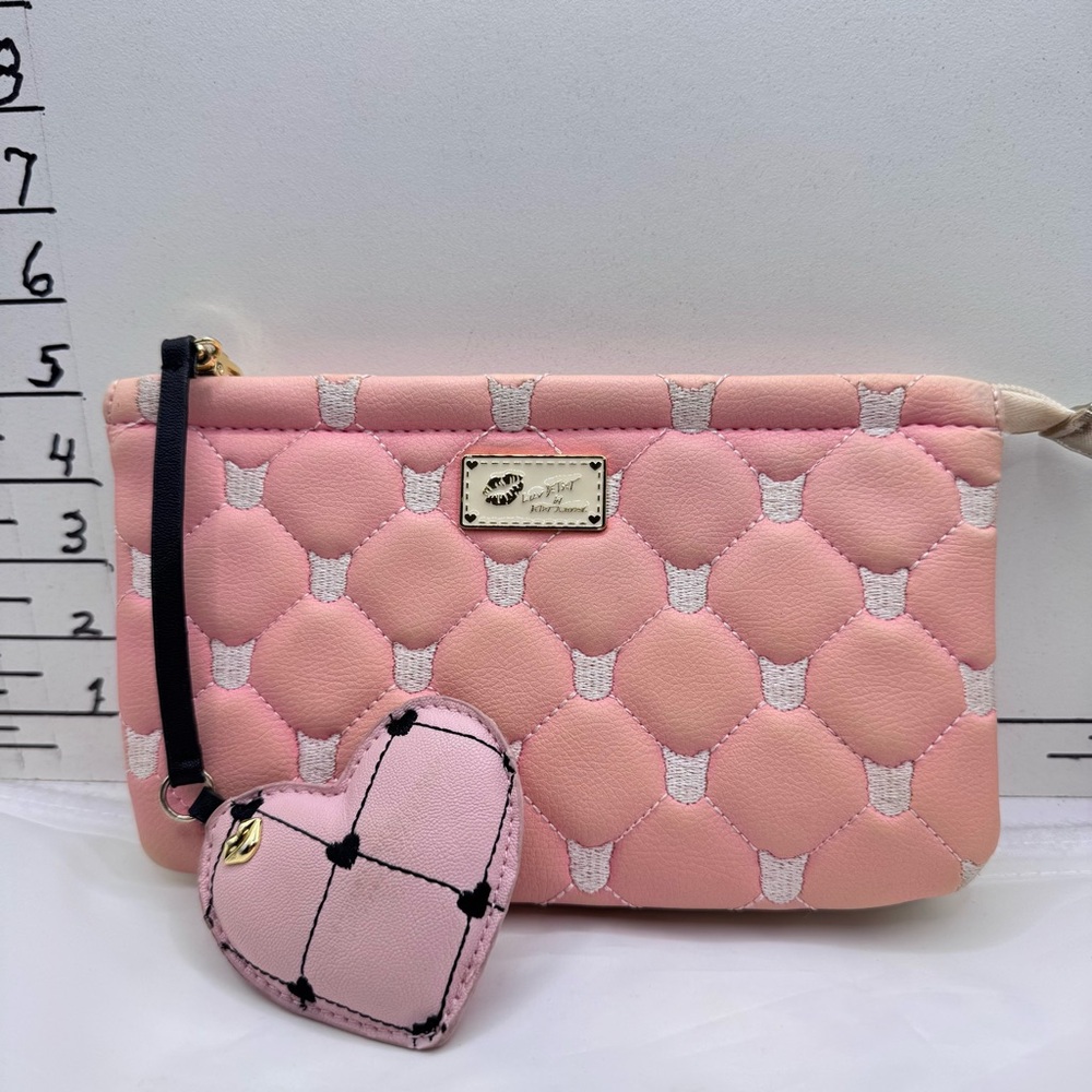Betsey Johnson Love Betsey Pink Cat Quilted Clutch with Heart‎ Charm